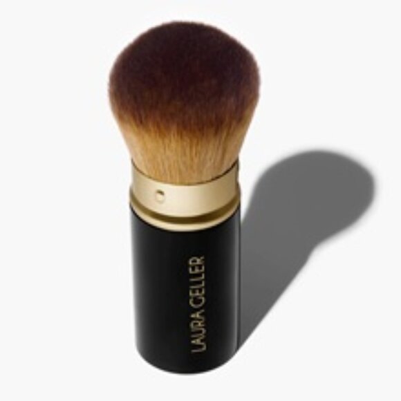 Laura Geller Retractable Airbrush Kabuki Brush NWT - Picture 1 of 1